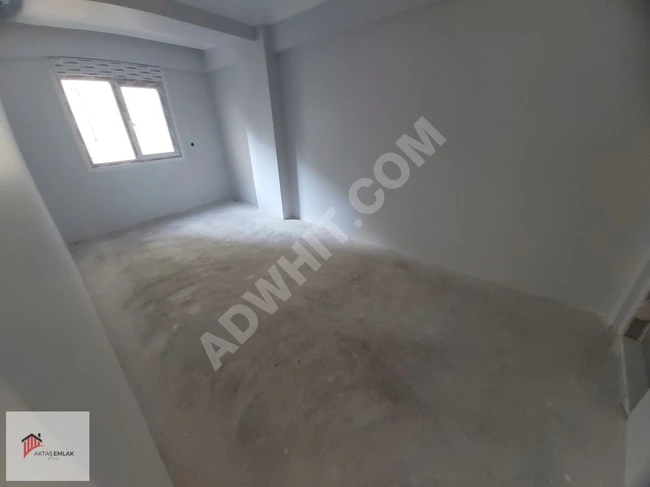 A 2+1 apartment in an entirely new building with an elevator, not occupied yet, located in Fıstık Ağacı by AKTAŞ.