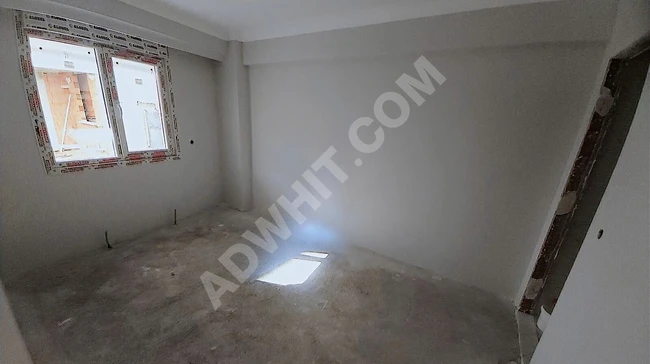 A 2+1 apartment in an entirely new building with an elevator, not occupied yet, located in Fıstık Ağacı by AKTAŞ.