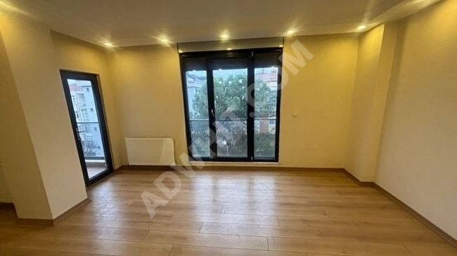 Apartment for sale in a brand new building with closed parking spaces in the center of BAHÇELİEVLER.