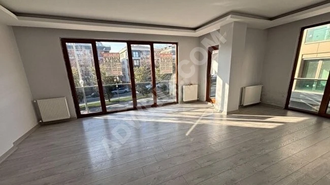 Apartment with covered parking for rent in the center of Bahçelievler from Umut Real Estate