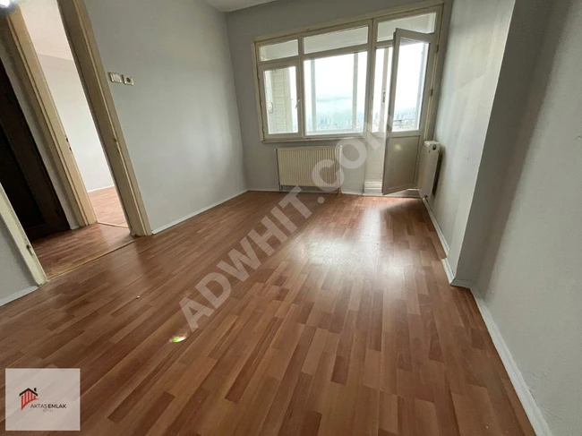 2+1 apartment with sea view near the center, suitable for use by AKTAŞ