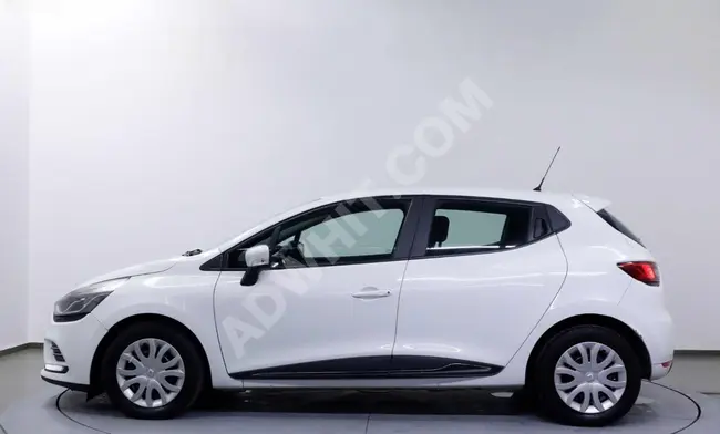 Renault Clio 2020 model low kilometers from Ayman Auto