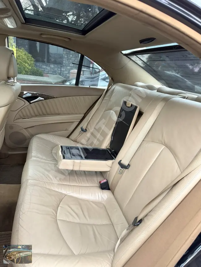 E220CDI AVANTGADE Model 2009 with Glass Roof