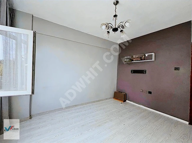 EVALMAK'TA FATİH AYVANSARAY DA SATILIK 2+1 SATILIK DAİRE