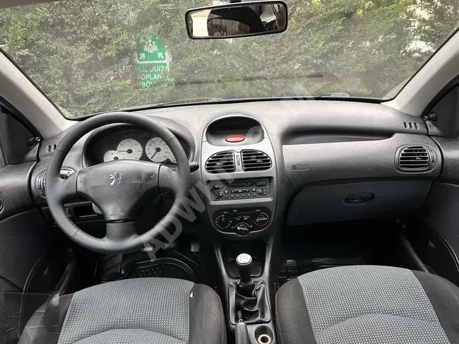 سيارة PEUGEOT 206 1.4HDI موديل 2004 - ناقل حركة يدوي - نظيفة جداً