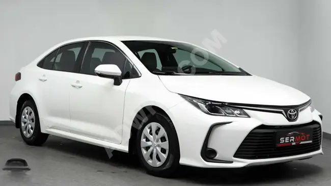 Toyota Corolla, available with just your ID, and the possibility of installment payments with manual bonds.