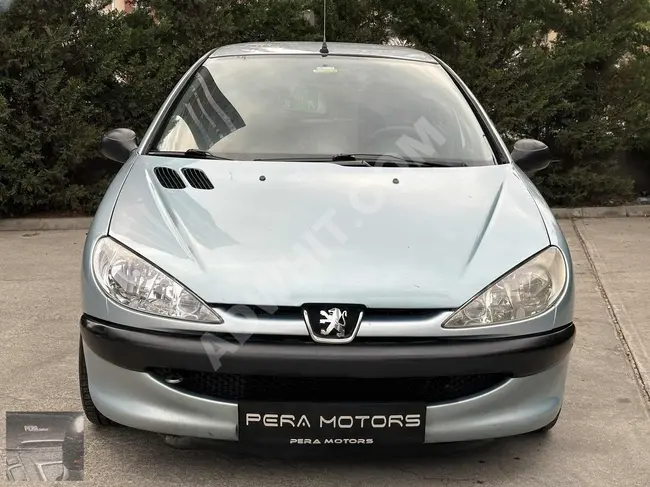 سيارة PEUGEOT 206 1.4HDI موديل 2004 - ناقل حركة يدوي - نظيفة جداً