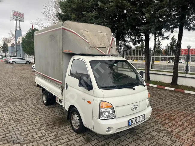 H100 truck model 2012 with an original mileage of 216,000 km