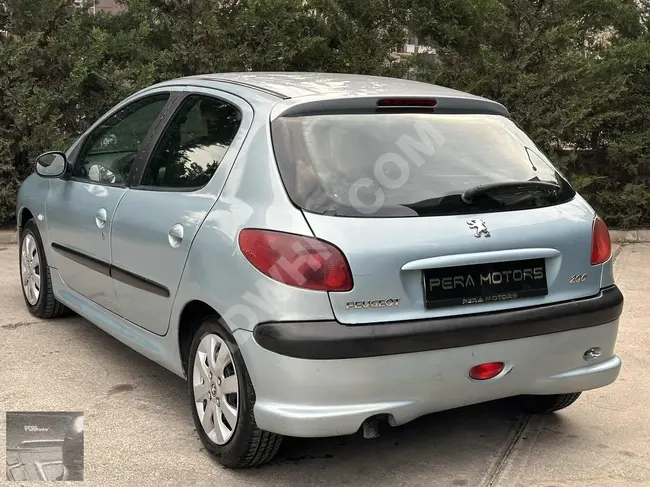 سيارة PEUGEOT 206 1.4HDI موديل 2004 - ناقل حركة يدوي - نظيفة جداً