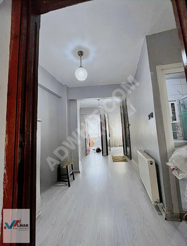 2+1 apartment for sale in the Fatih Ayvansaray area by EVALMAK.