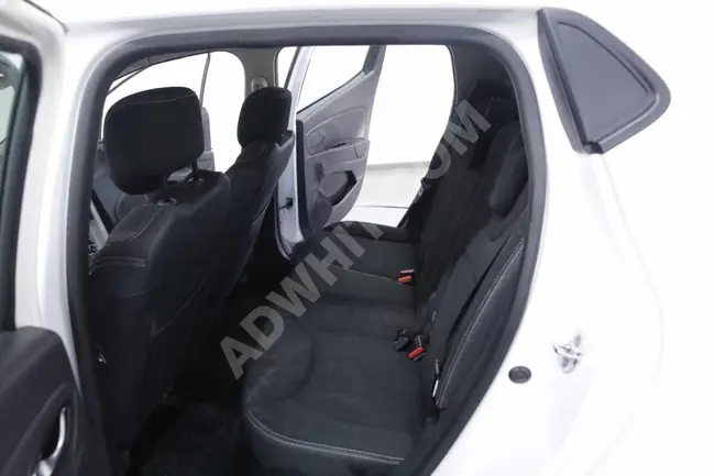 Renault Clio 2020 model low kilometers from Ayman Auto