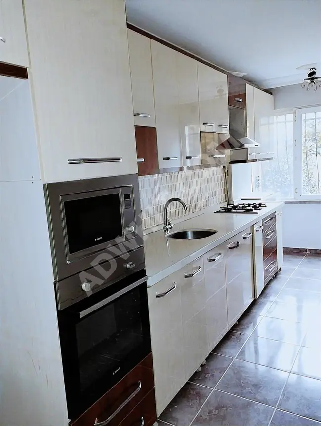 BAŞAKŞEHİR 1.ETAP SİTE KİPTAŞ ÇARŞI YANINDA SATILIK 3+1 DAİRE