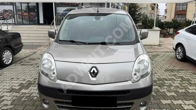 Renault Kangoo Multix 1.5 DCI with 105 horsepower, the most equipped from the first owner.