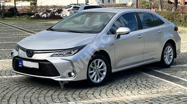 TOYOTA_COROLLA_HYBRID car model 2020 - unchanged with only 69 thousand km.