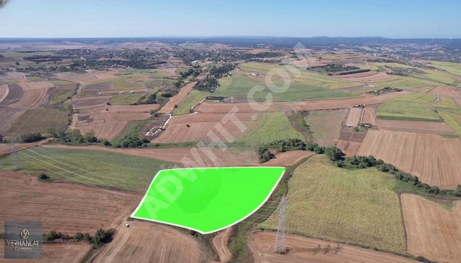 A plot of land measuring 2000 square meters near the village of Silivri Akören.