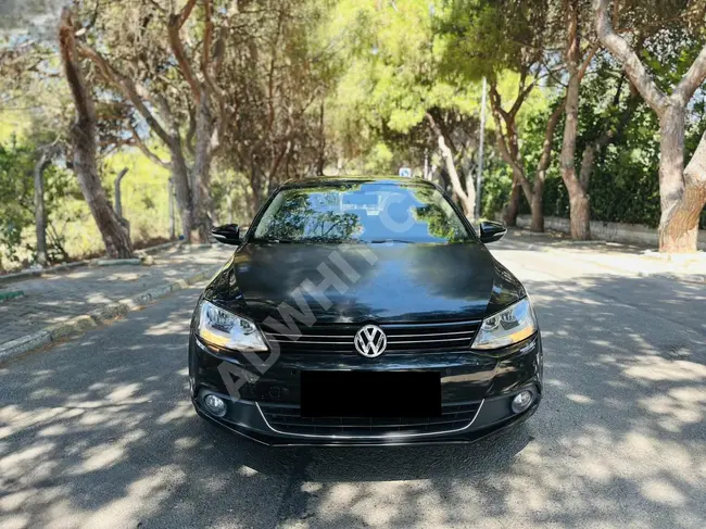 VW JETTA 1.6 car, 2012 model - diesel manual transmission with a mileage of 170,000 km