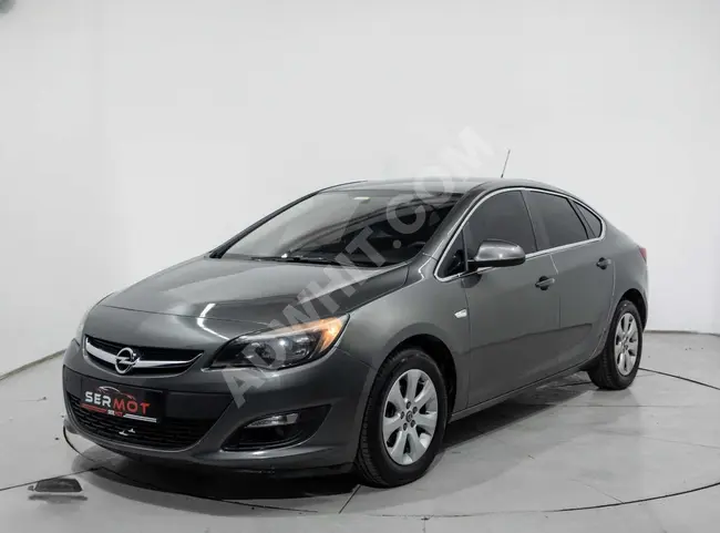 Opel Astra available with just your ID, financing options with manual promissory notes within our institution.