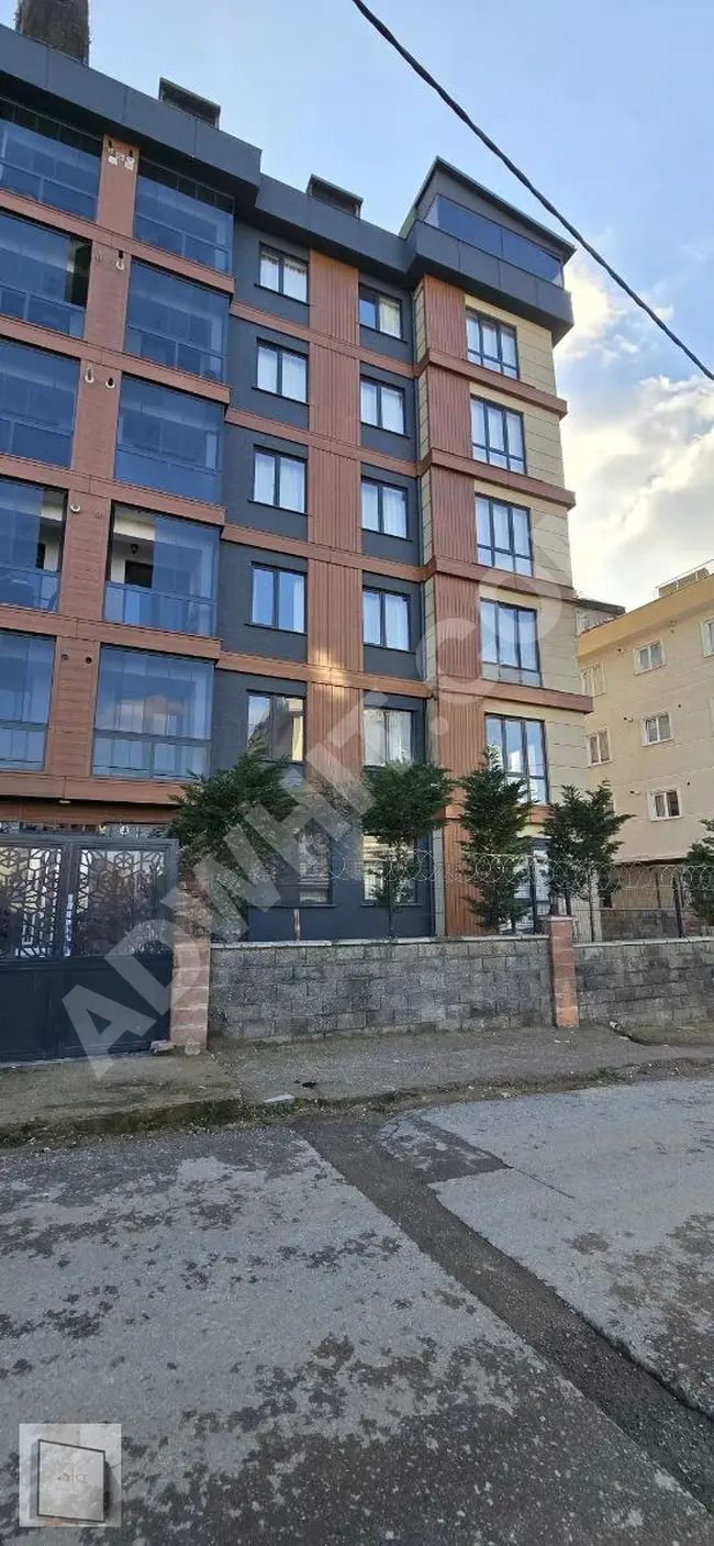 Satılık lüks geniş kullanışlı daire 3+1