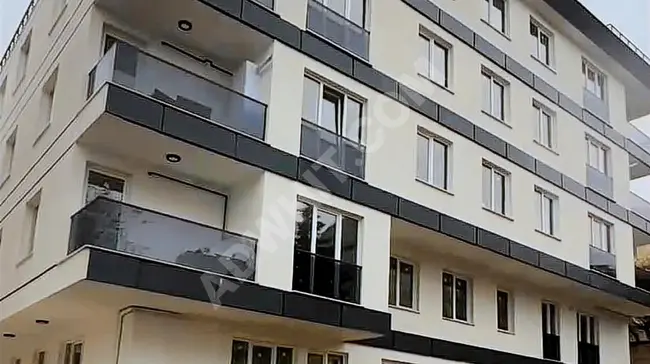 New apartment near the Metrobus in Beylikdüzü Yakuplu