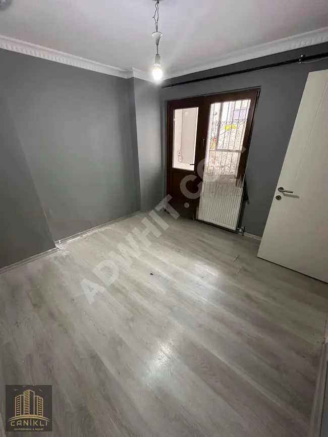 2+1 apartment for sale with an area of 80 square meters in Eyüp Sultan, İslambey neighborhood.