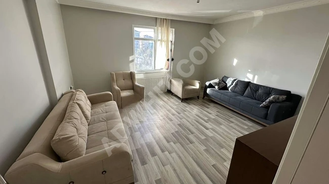 3+1 apartment on the middle floor for rent in Adil district, Sultanbeyli.