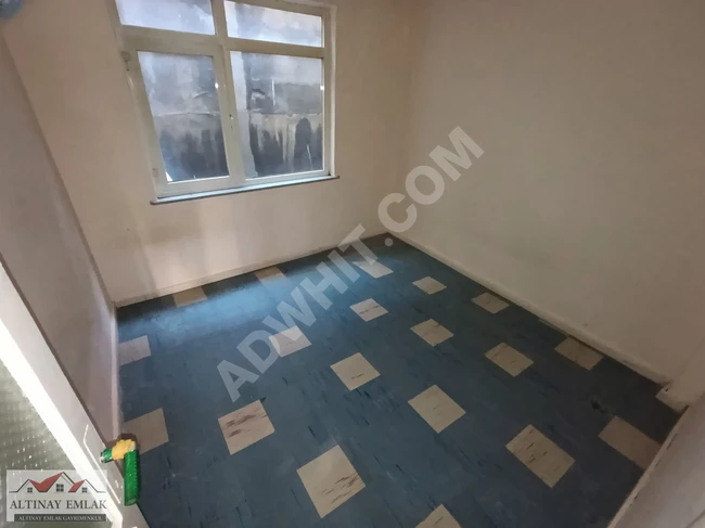 Apartment for rent 1+1+hallway in SULTAN SELİM, the main street of ALTINAY.