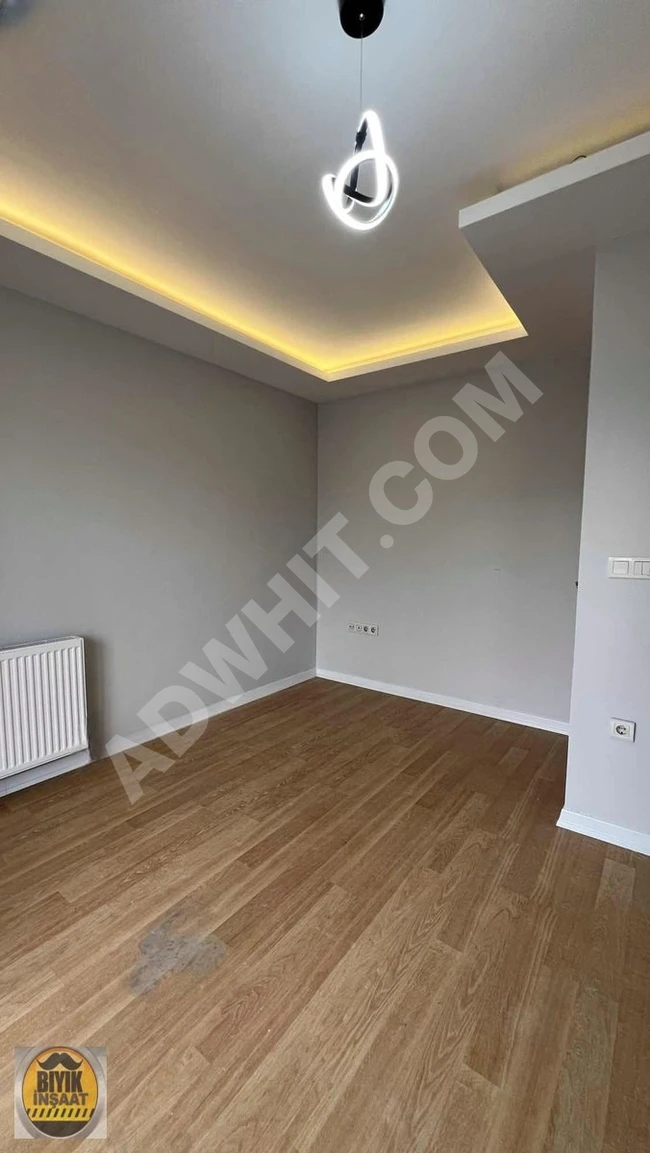 2+1 apartment on a raised ground floor within a new building with housing permit and suitable for loans.