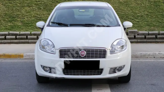 سيارة  Fiat Linea موديل 2013   95 حصان، قابل للتقسيط والمقايضة.