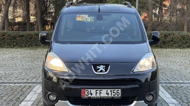 PEUGEOT PARTNER TEPEE 1.6 HDI PREMIUM Car, model 2009, manual transmission, 252,000 kilometers