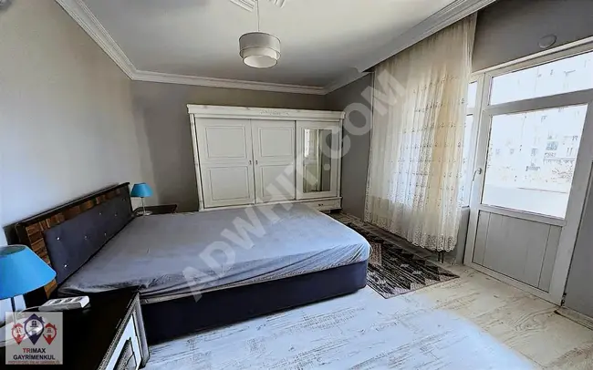 Fully furnished 3+1 apartment near the Metrobus in Barış neighborhood.