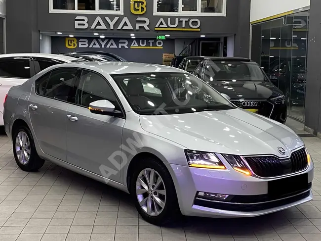 سيارة SKODA OCTAVİA 1.6 TDI موديل 2019 - من الداخل لون بيج - حزمة STYLE - مصابيح أمامية LED