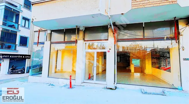 Shop for rent with an area of 350 square meters, consisting of two floors, with a rental space of 350 square meters. From EROĞUL GAYRİMENKUL.