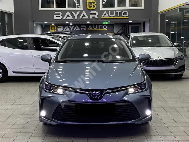 Toyota Corolla car with 67 thousand km mileage, 2021 model, lane tracking, phantom collision protection system, LANSMAN color.