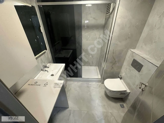 Ümraniye İstiklal mahallesi 2+1 75 m2 kiralık ara kat