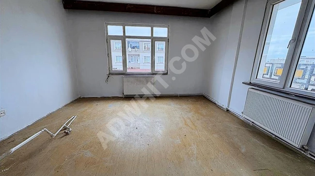 2+1 middle floor apartment in the KARTALTEPE neighborhood from ES EMLAK