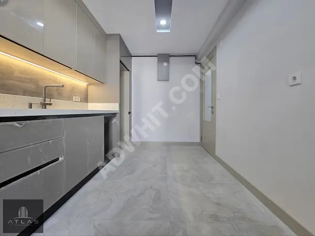 Atlas'tan, Sıfır, Sosyal Tesisli Sitede, 3+1, 135m2, K.Otoparklı