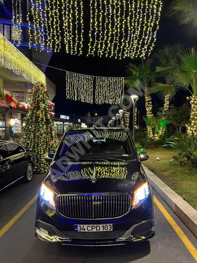 فان Mercedes - Benz Vito 9+1 بمظهر MAYBACH