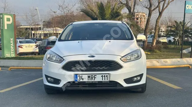 سيارة  Ford Focus  ناقل حركة أوتوماتيك ، نظيفة  بلا مصاريف إضافية.