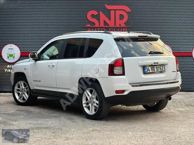 JEEP COMPASS 2.0 LIMITED model 2014 with a mileage of 61,000 km, 156 horsepower, without defects.