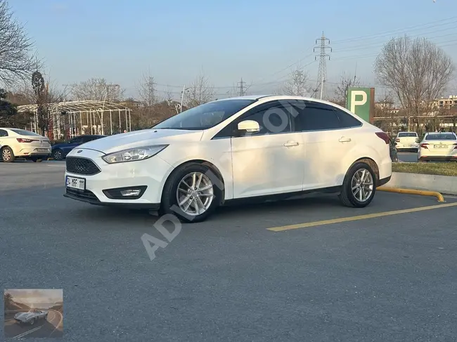 سيارة  Ford Focus  ناقل حركة أوتوماتيك ، نظيفة  بلا مصاريف إضافية.