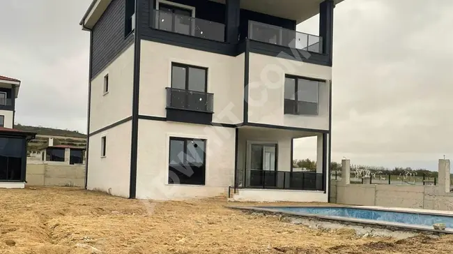 Villa plot for sale with an area of 250 square meters in ÇATALCA ÖRCÜNLÜ