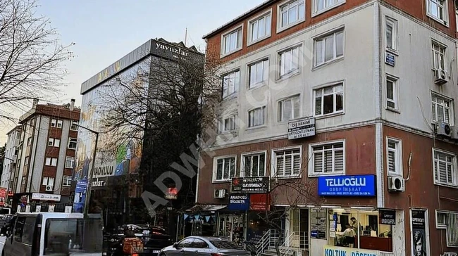 A 30m² shop with two toilets on Yücetarla Street - from Yuvam Emlak Bakırköy