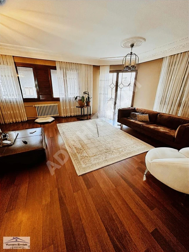 4+1 duplex apartment very close to the street - from Yuvam Emlak Bakırköy