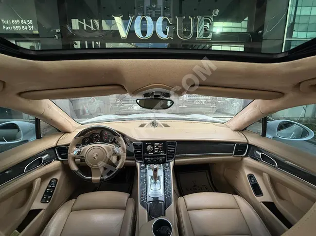 Vogue AutomobiLe Porsche Panamera 4s 128.000 km hatasız