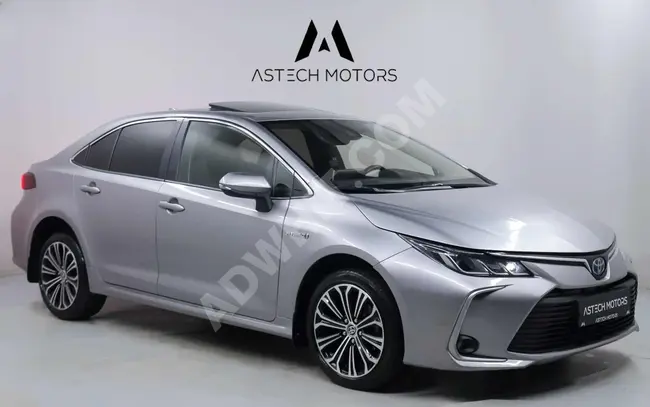 سيارة TOYOTA COROLLA 1.8 HYBRİD FLAME XPACK موديل 2020 - بمسافة 94,000 كم