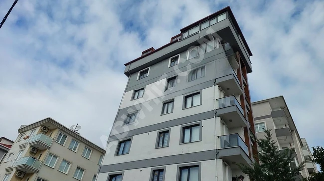 2+1 functional apartment with a sunny view in PENDIK KAYNARCA neighborhood