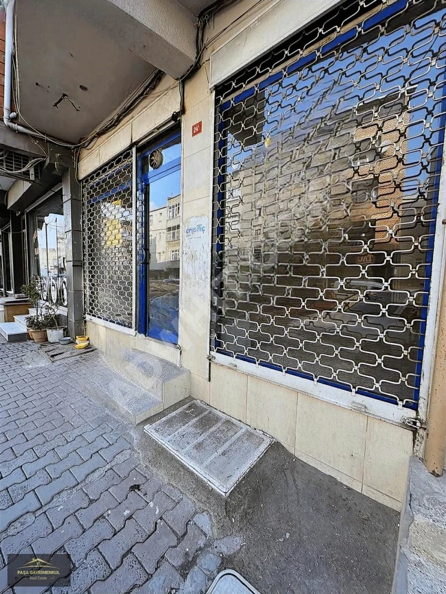 Empty shop for sale on Erhan Çavuşoğlu Street