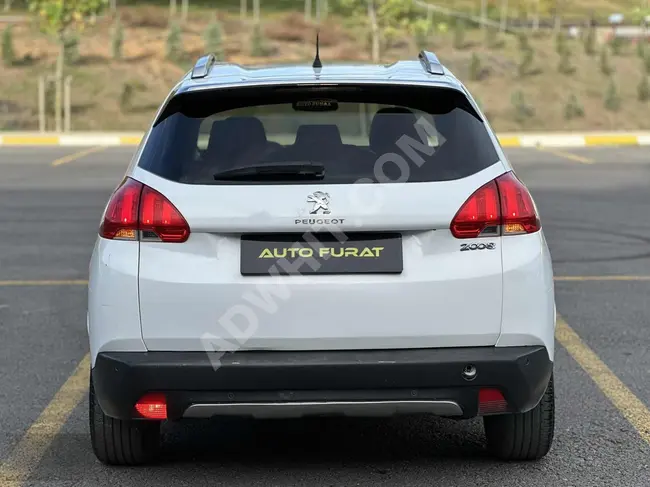 سيارة  Peugeot 2008 موديل 2015  113 ألف كم - سقف زجاجي - ملاحة - مساعد الركن من AUTO FURAT