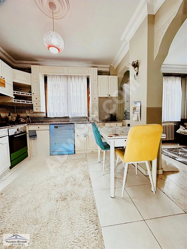 4+1 duplex apartment very close to the street - from Yuvam Emlak Bakırköy