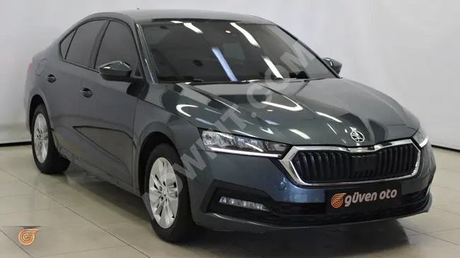 من GÜVEN OTO  سيارة  SKODA OCTAVİA 1.5 e-TEC ELİTE  موديل2021